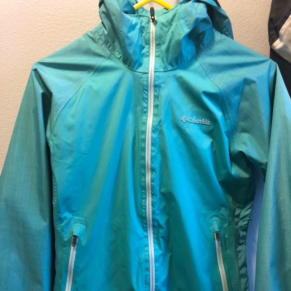 Columbia zip up rain jacket